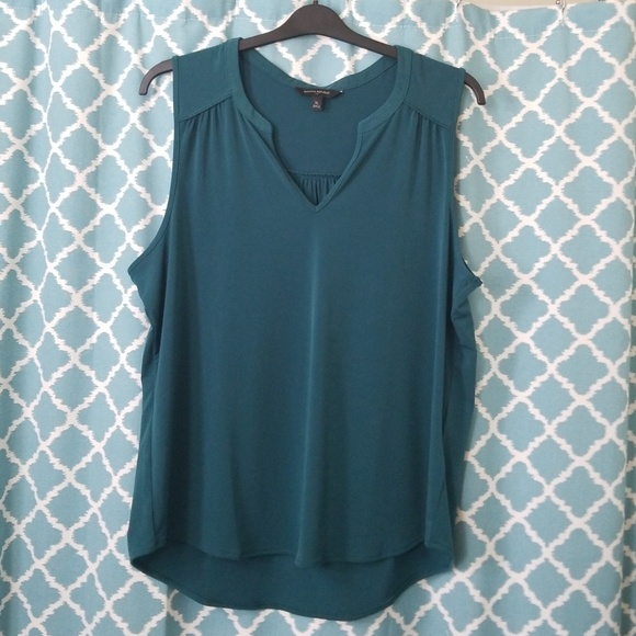 Banana Republic Tops - Banana Republic Tank Top Size XL